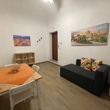 Le Colonne Del Massimo Apartment パレルモ エクステリア 写真
